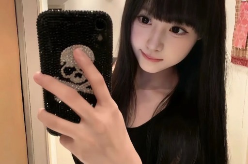 谢娜成都演唱会想看人数超35万艺人跨界为何引争议 谢娜成都演唱会想看人数超35万艺人跨界为何引争议