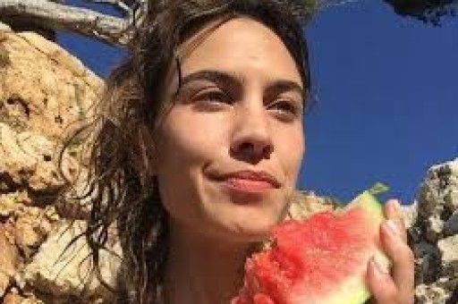 阿里敲钟人何宁宁：电商转型不是刻意的我想面包和精神兼得